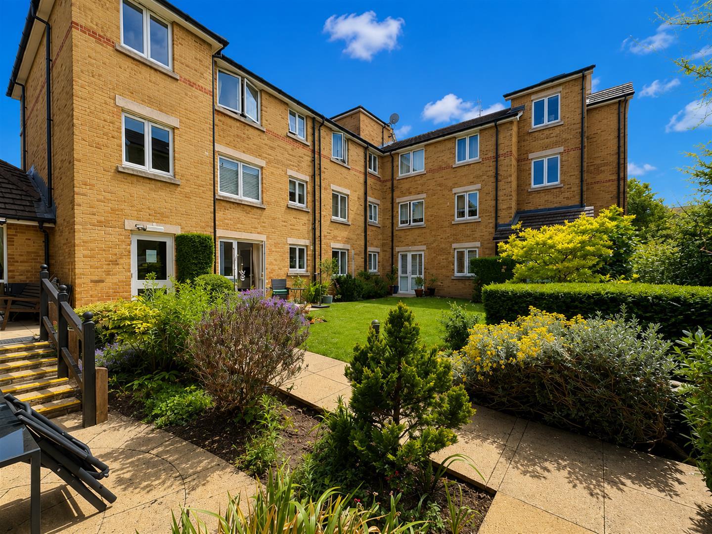 15 Cavendish Road, Sutton